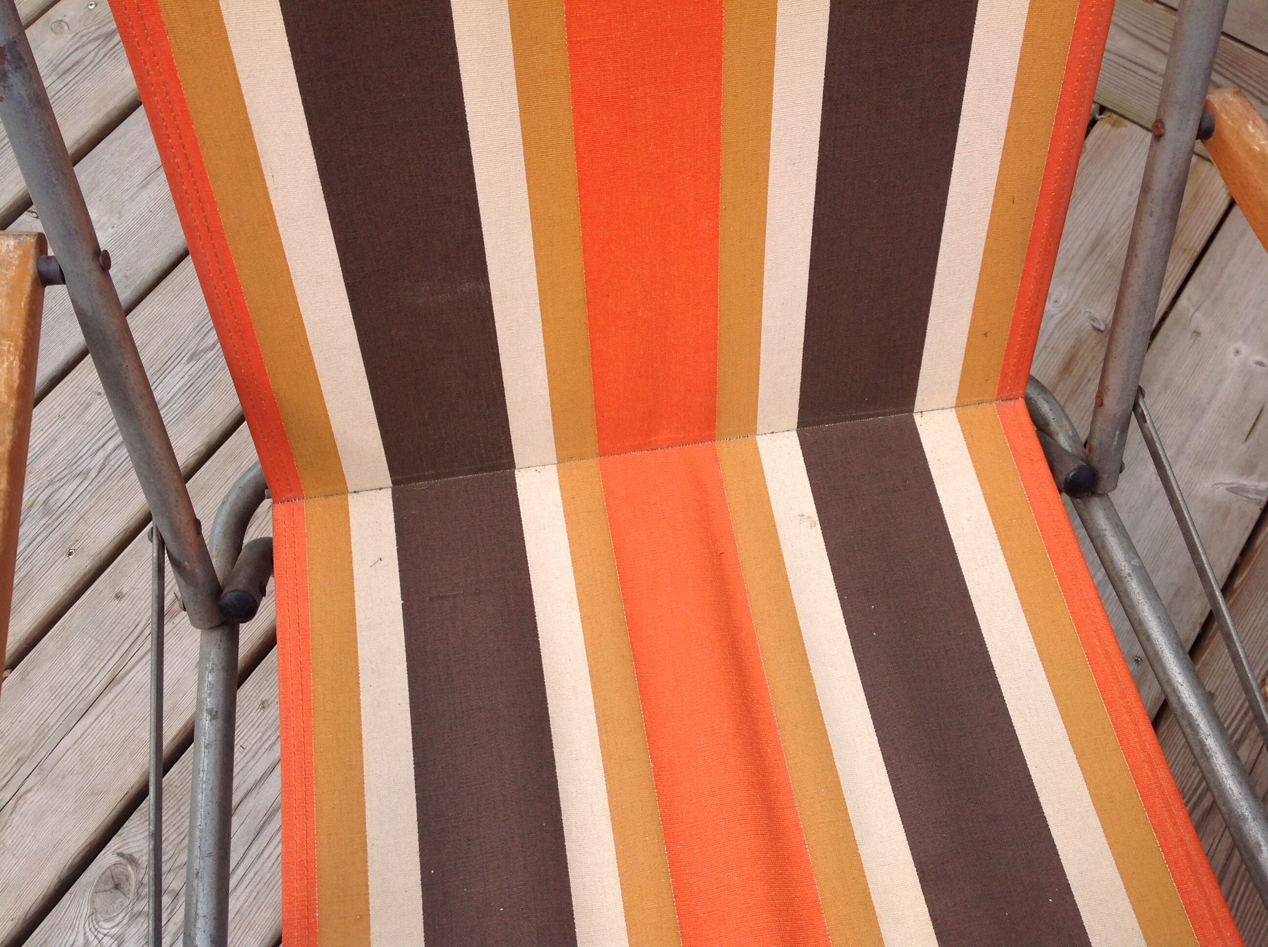 4 vintage camping armchairs