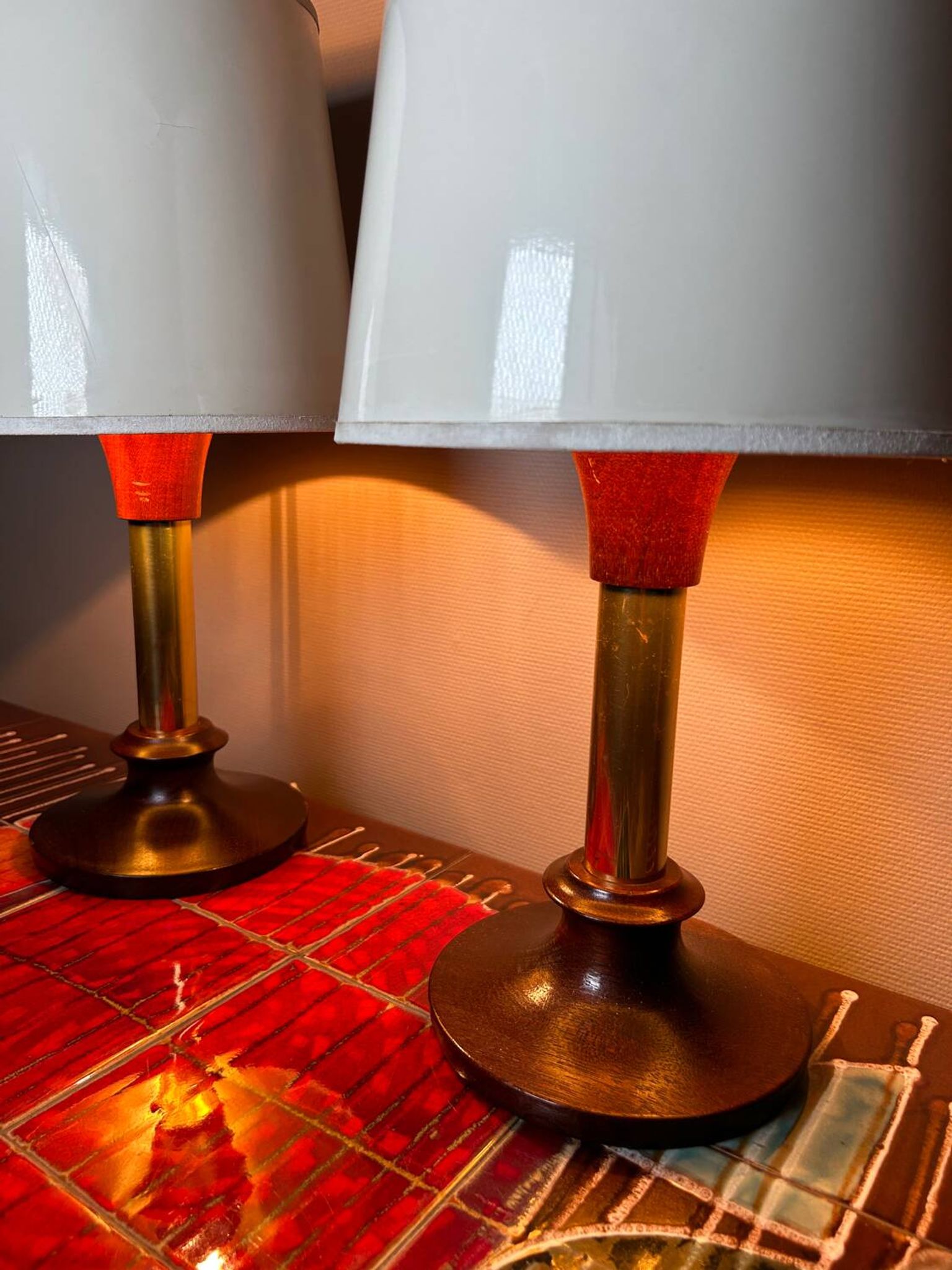 Lampes années 70 bois métal vinyle (X2)