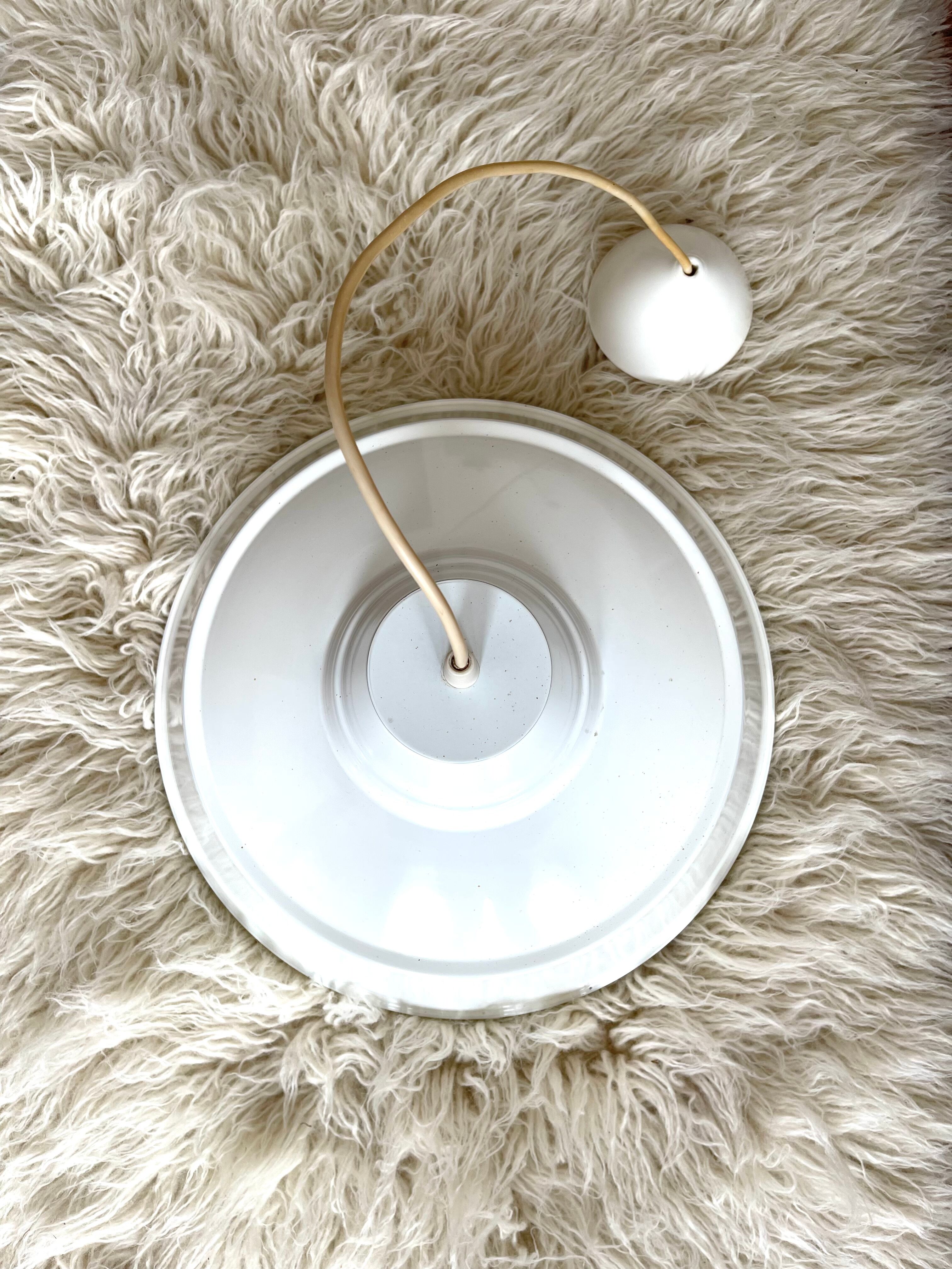 Metal suspension 1980