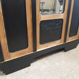 Parisian ice cream cabinet