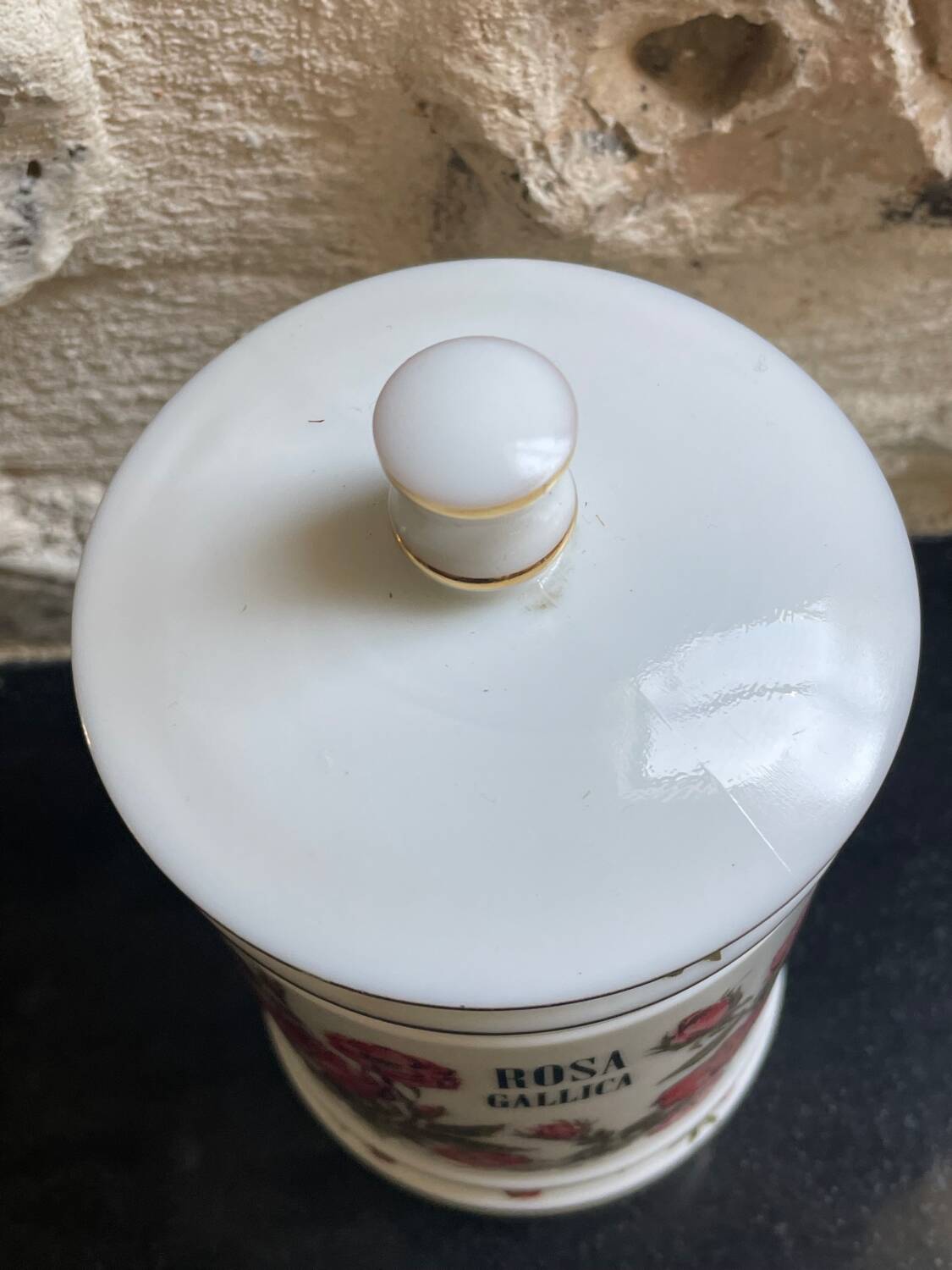 Opaline medicine jar