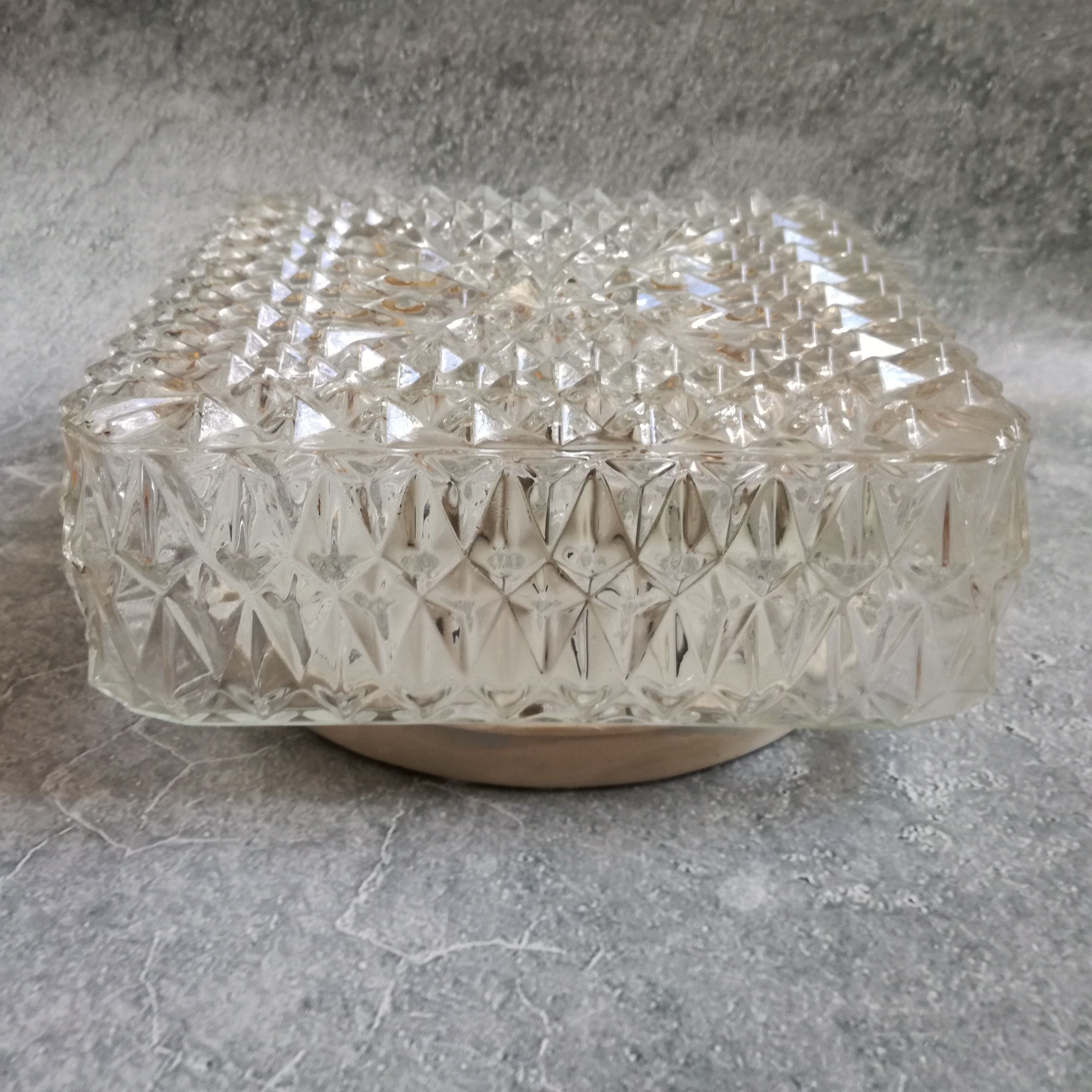 Cast glass square ceiling 21x21cm
