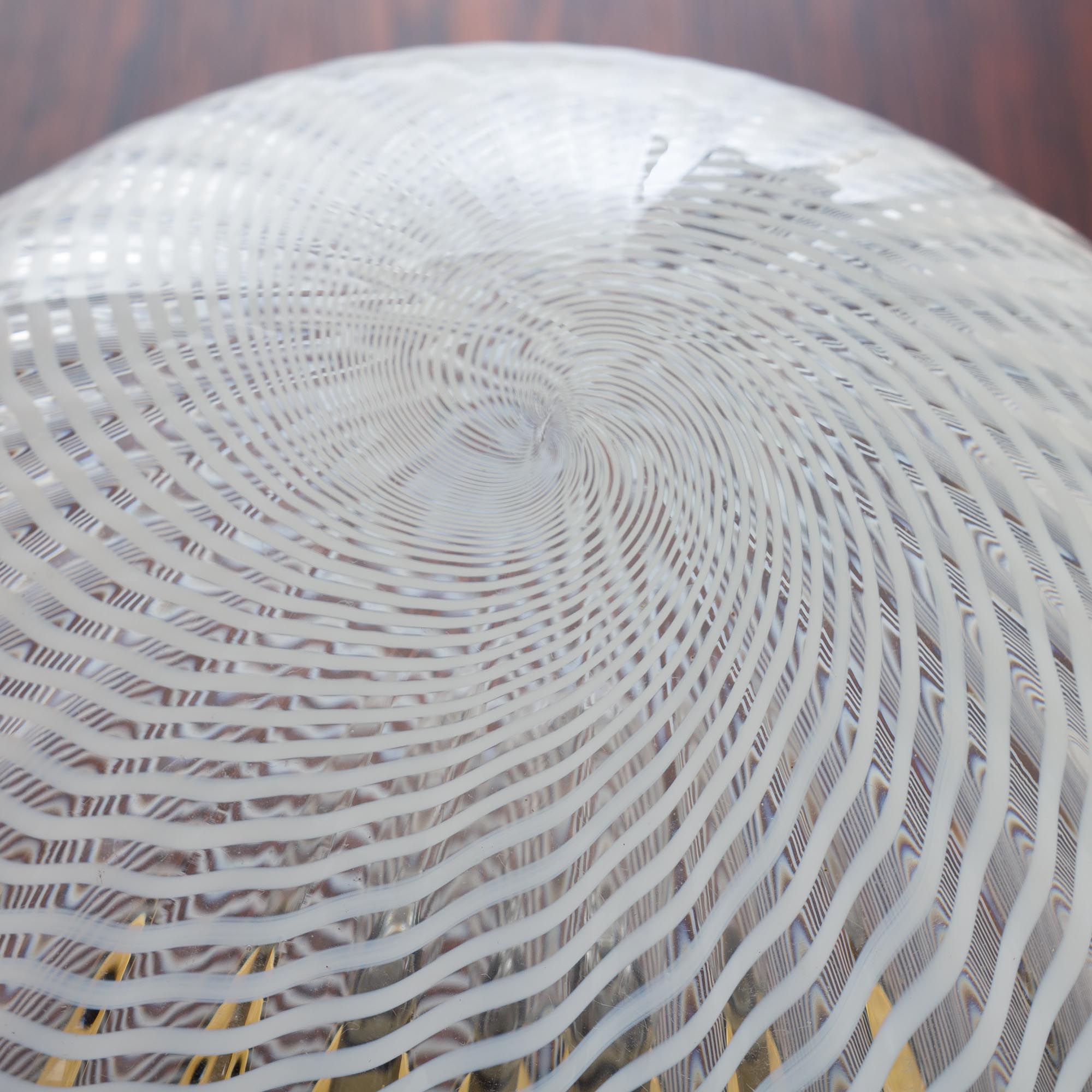 21112K Pair of Tessuto Vetri Venini table lamps with Murano glass swirl bowl shades, 1970s