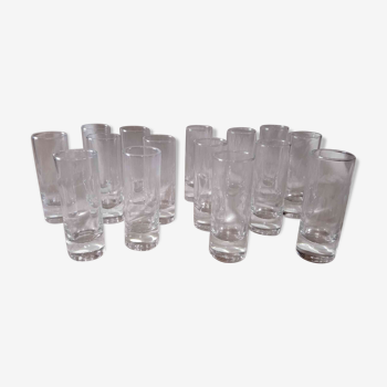 15 cocktail glasses