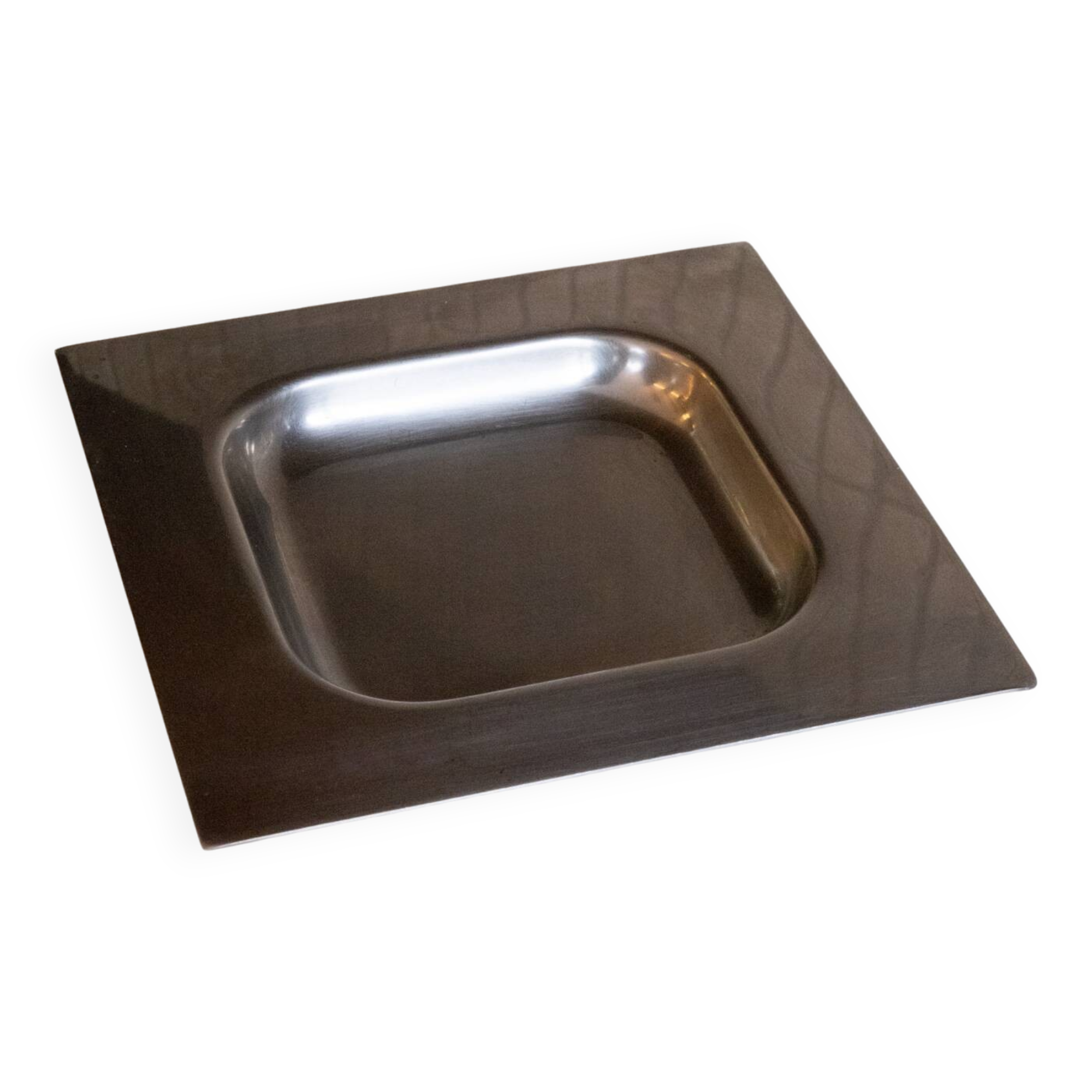 Minimalist stainless steel pocket emptier