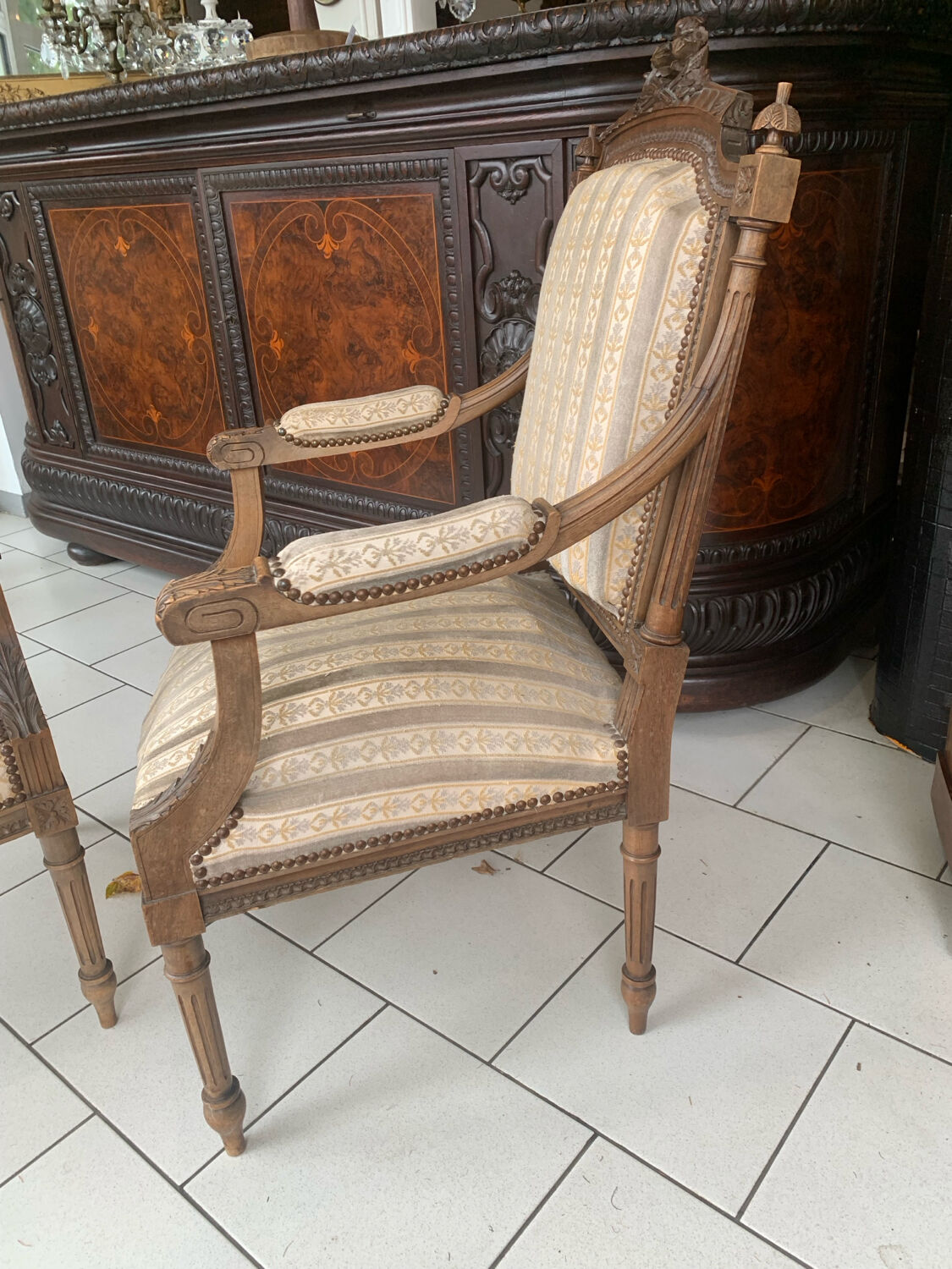 Paire fauteuil, style Louis XVI circa 1900