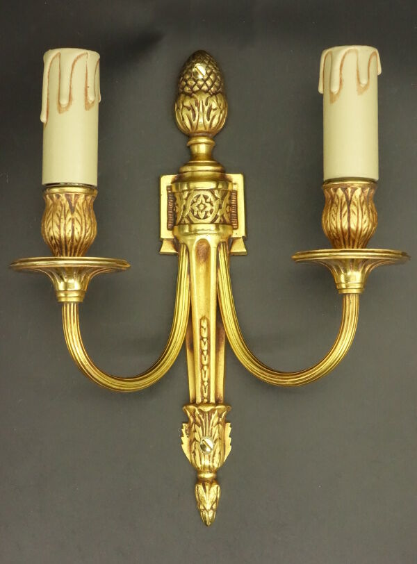 Pair of wall light Louis XVI style