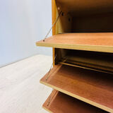 Shoes cabinet with metal frame
