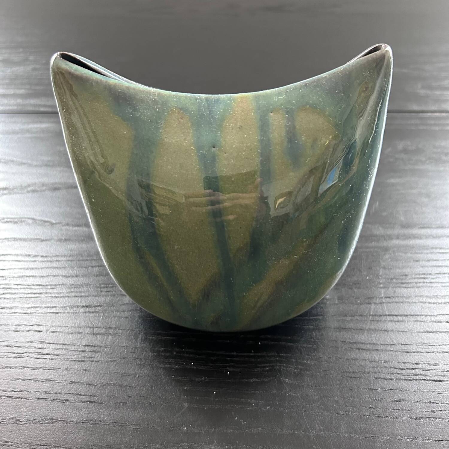 Artist's vase in mixed earth