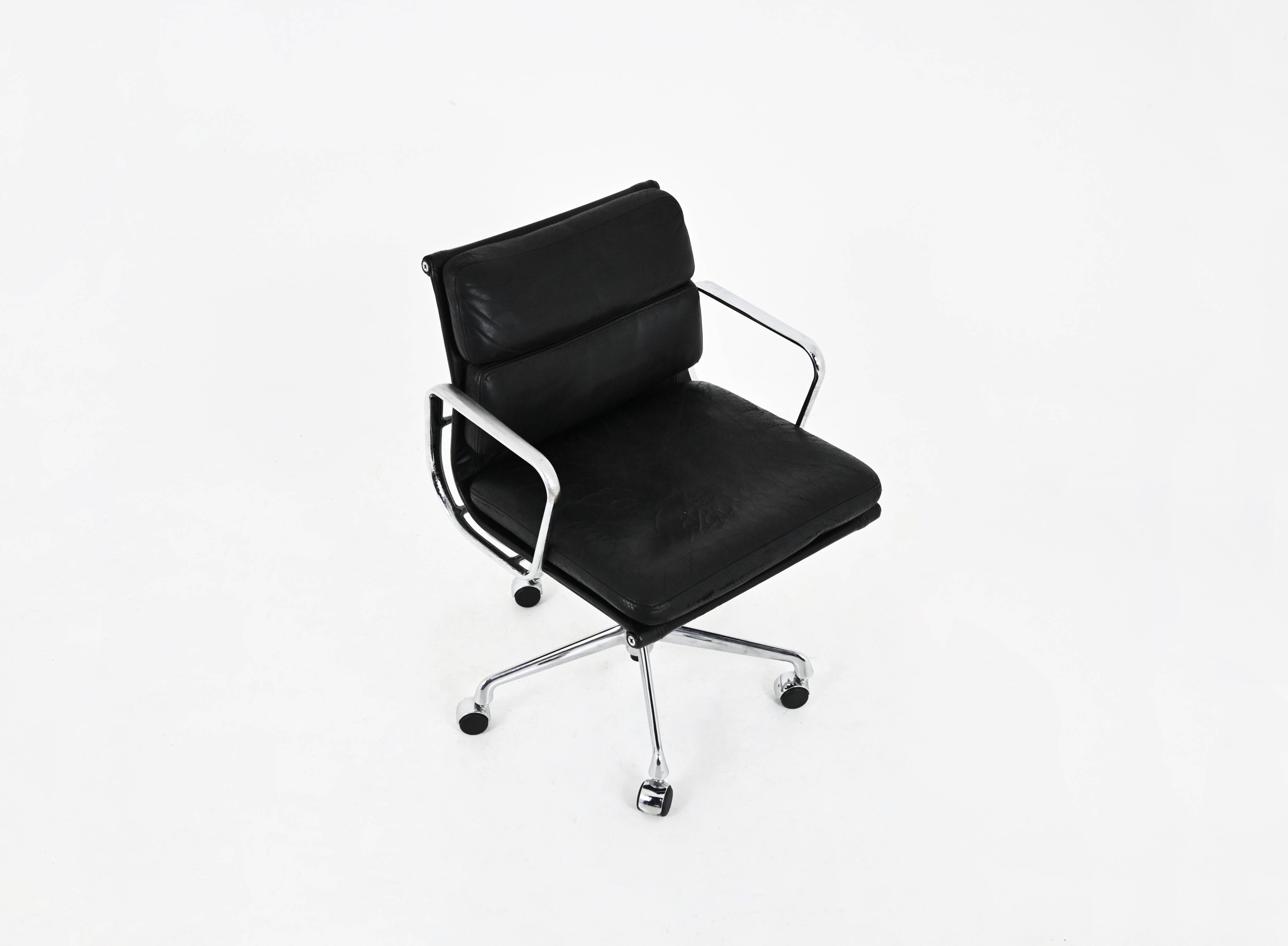 Chaise de bureau par Charles & Ray Eames pour Vitra, 1970s