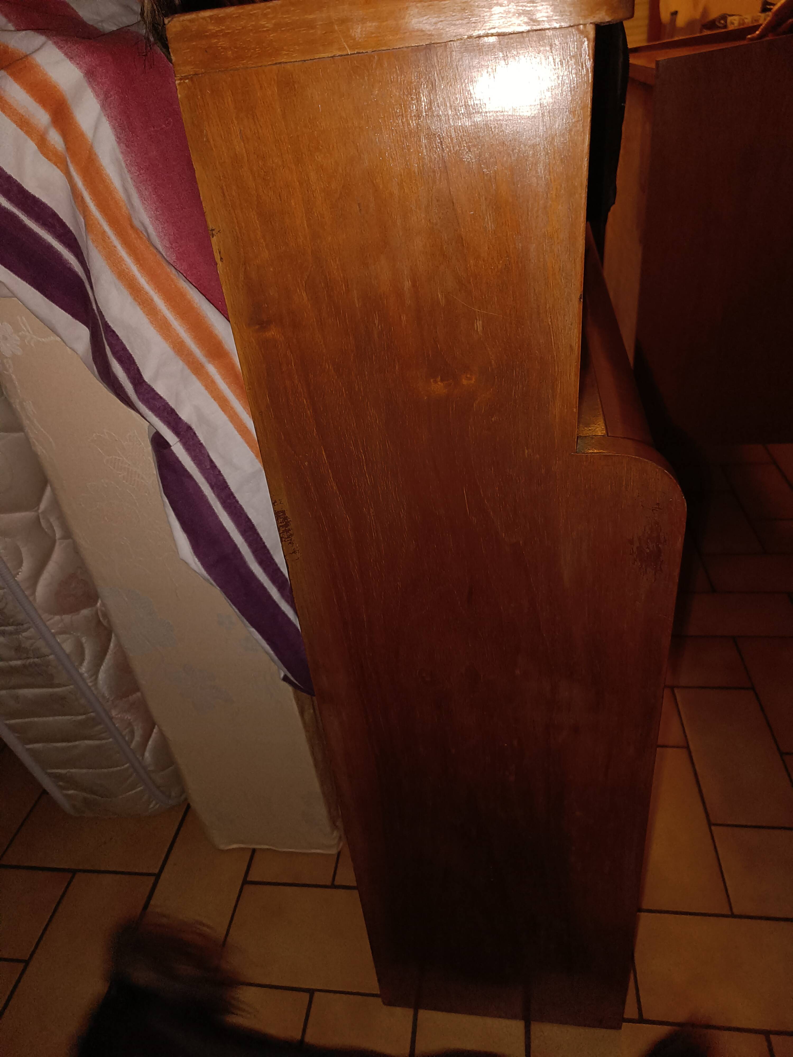 Cosy vintage headboard