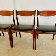 Danish vintage Arne Wahl Iversen teak and leather dining chairs model 26 - 1960s