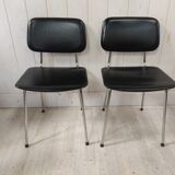 Pair of prefacto chairs by simard for airborne