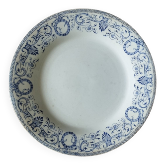 Set of 7 earthenware plates Creil et Montereau