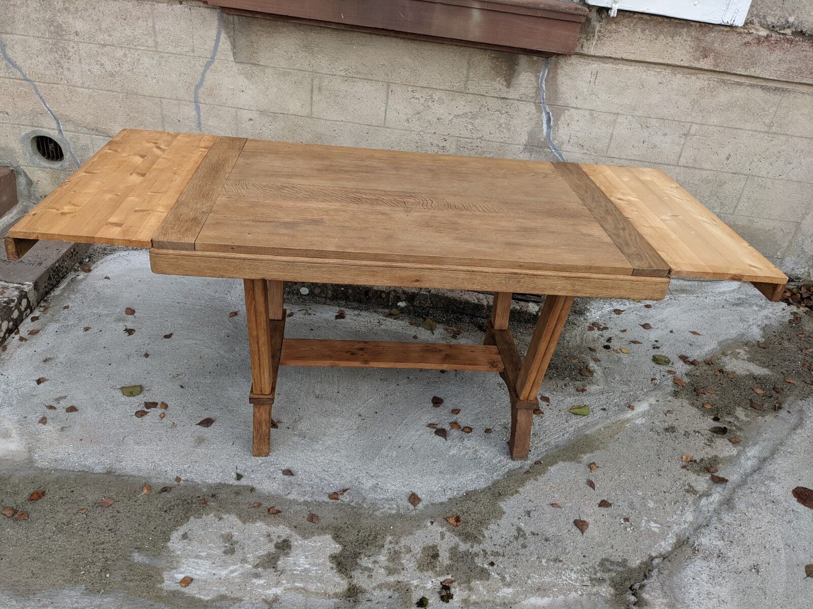 Art Deco Table Picardy