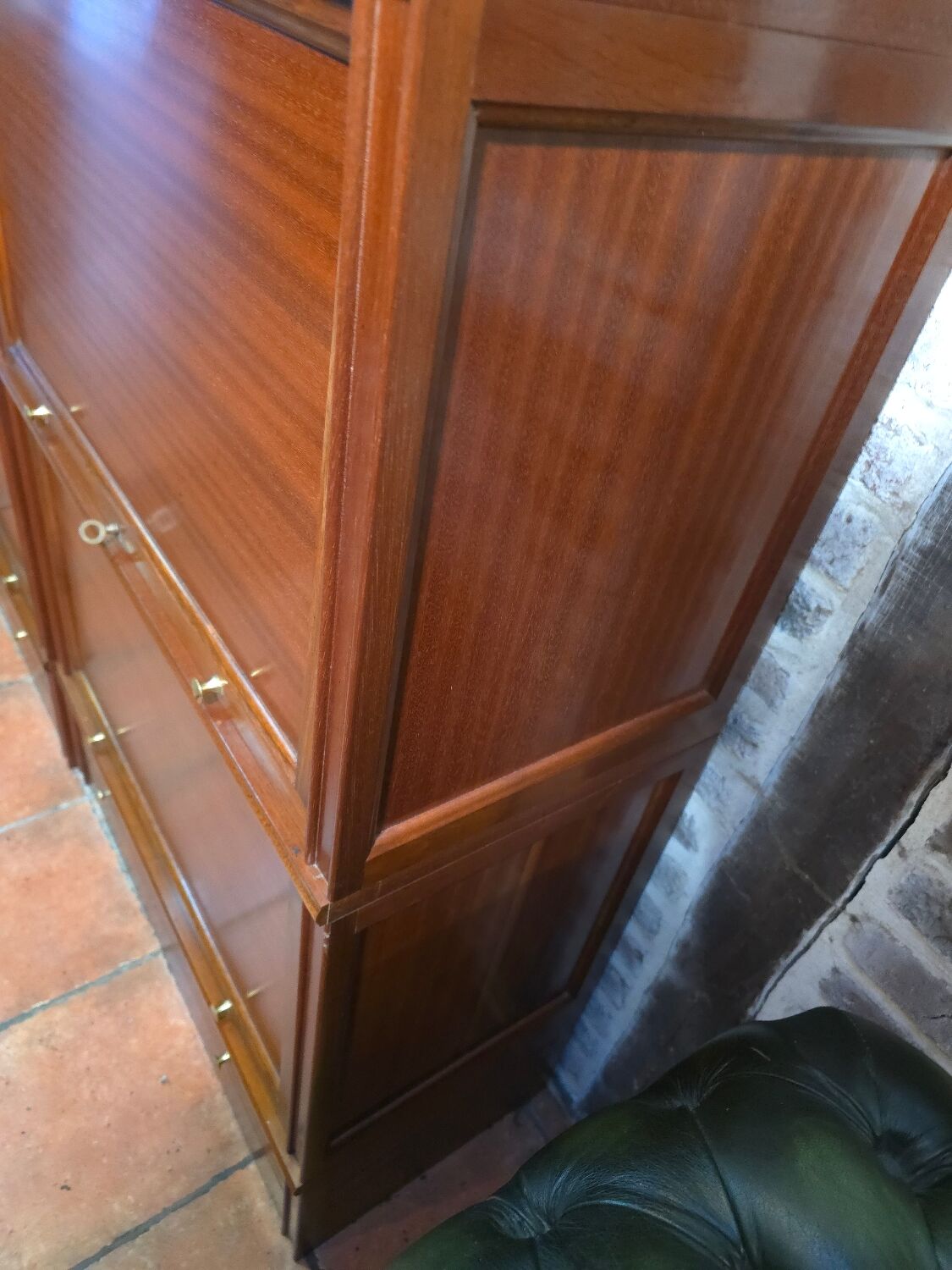 Modular vintage MD bookshelf in mahogany