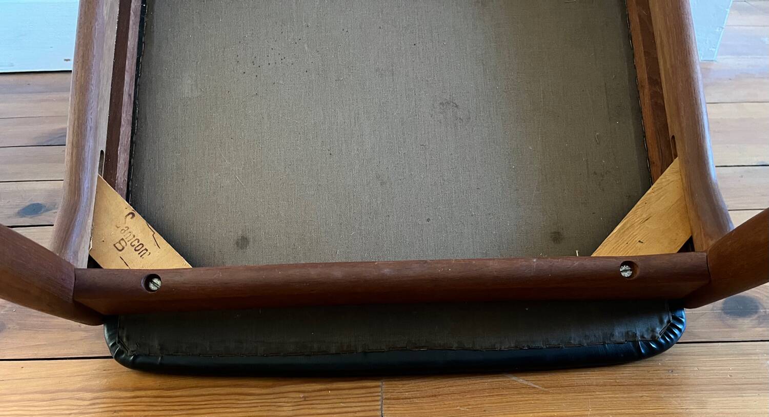 Johannes Andersen Scandinavian vintage chair