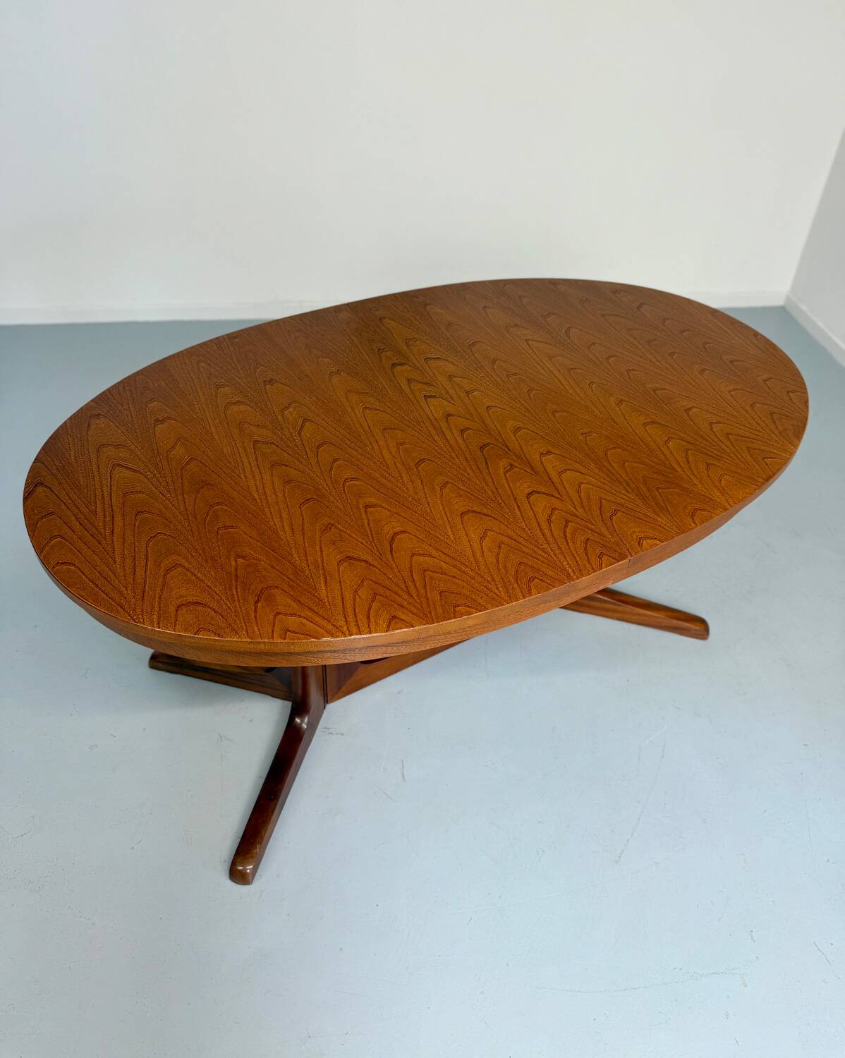 Baumann dining table in rosewood wood, 70s design