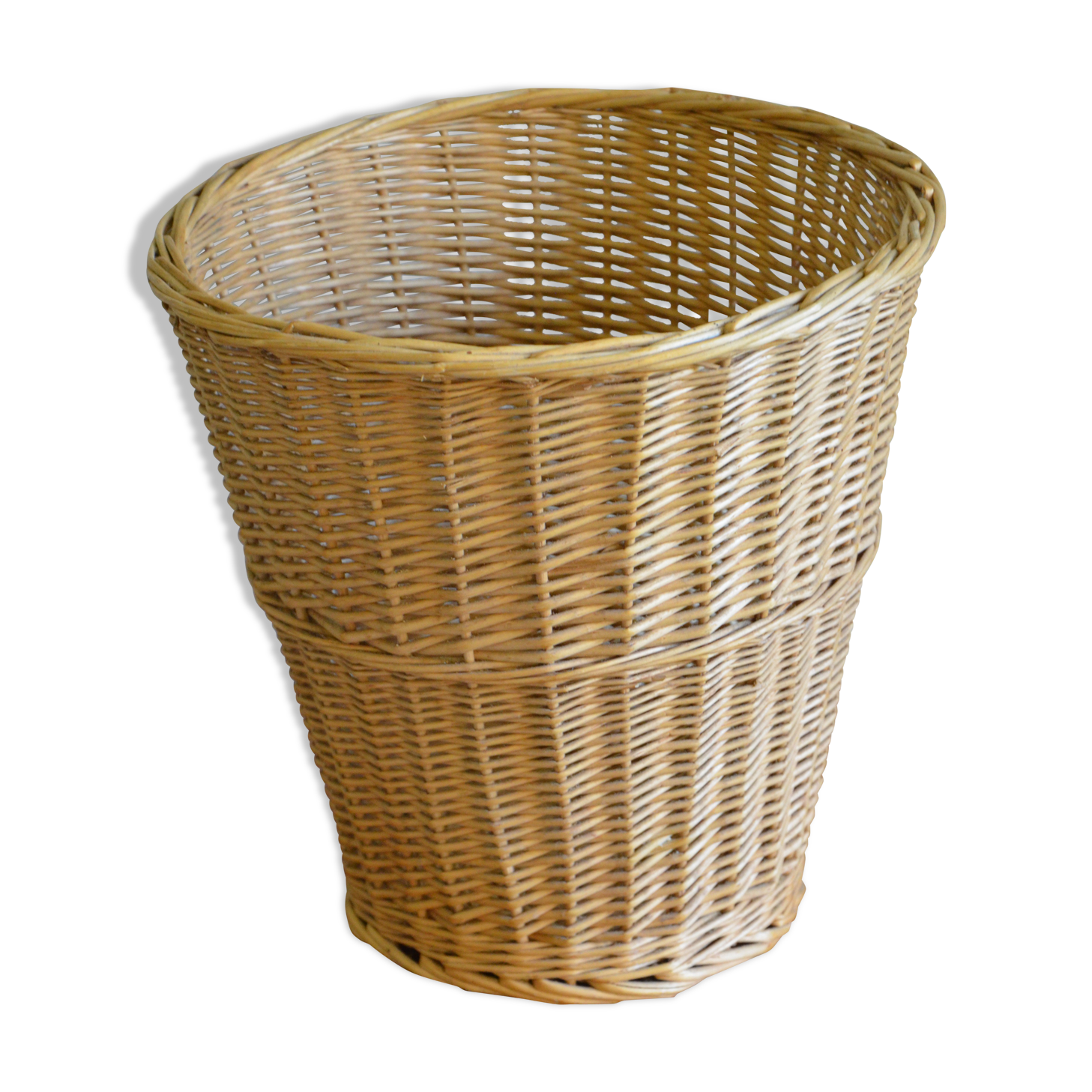 Wicker paper basket