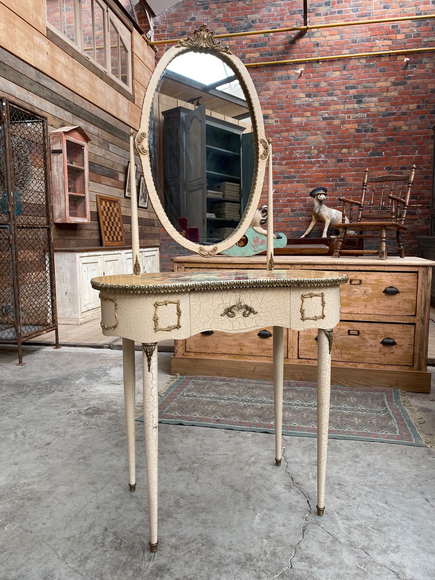 60s Italian style hairdresser