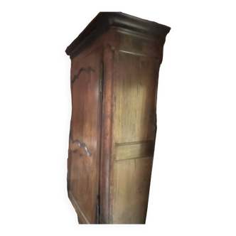 Armoire 1 porte noyer appelé Homme Debout