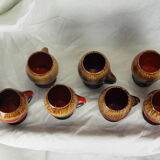 Seven large brown, black and red volcanic free-form mugs - Vallauris, Fat lava - 60s / 70s