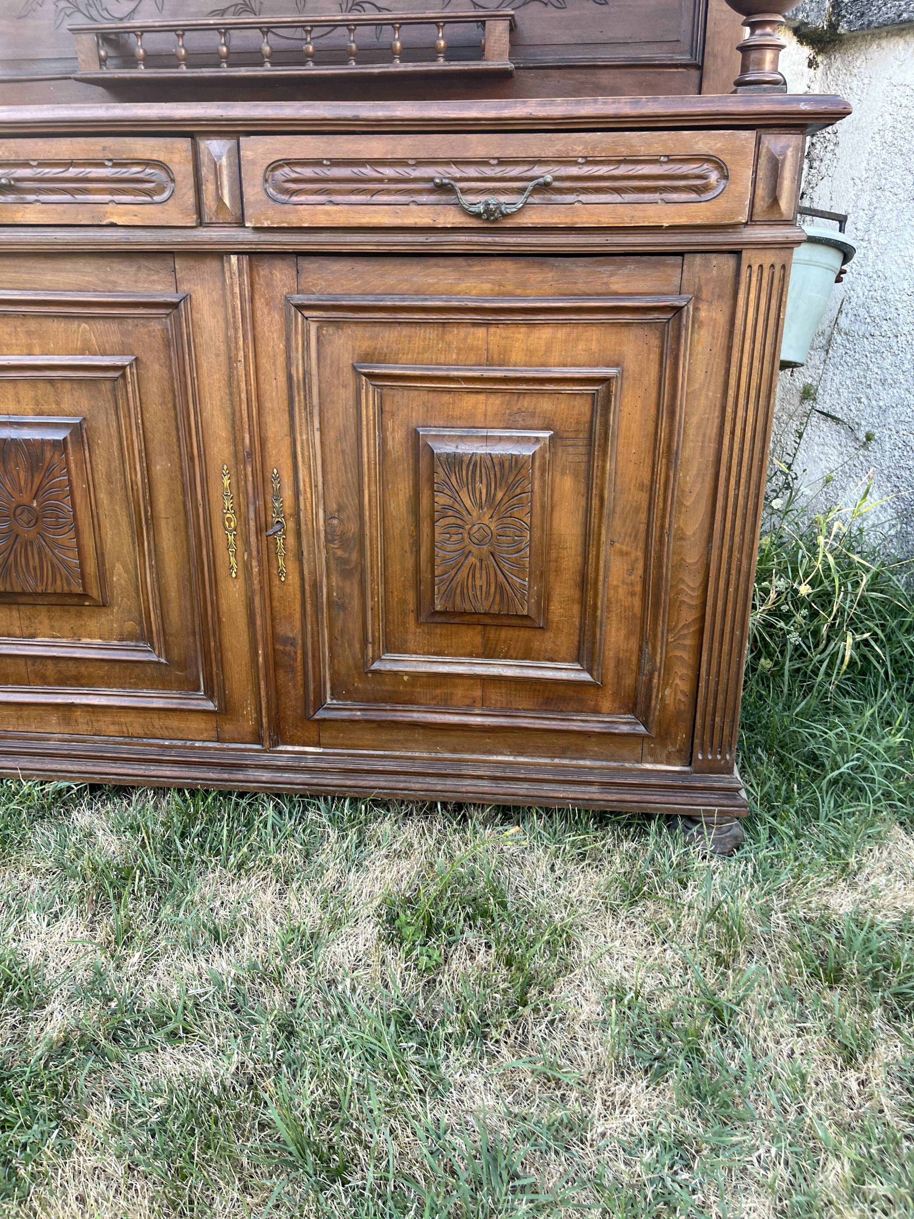 Large antique two-body buffet in wood - Carved dining room furniture
