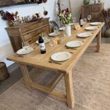 Large farmhouse table with 2 extensions and 2 drawers