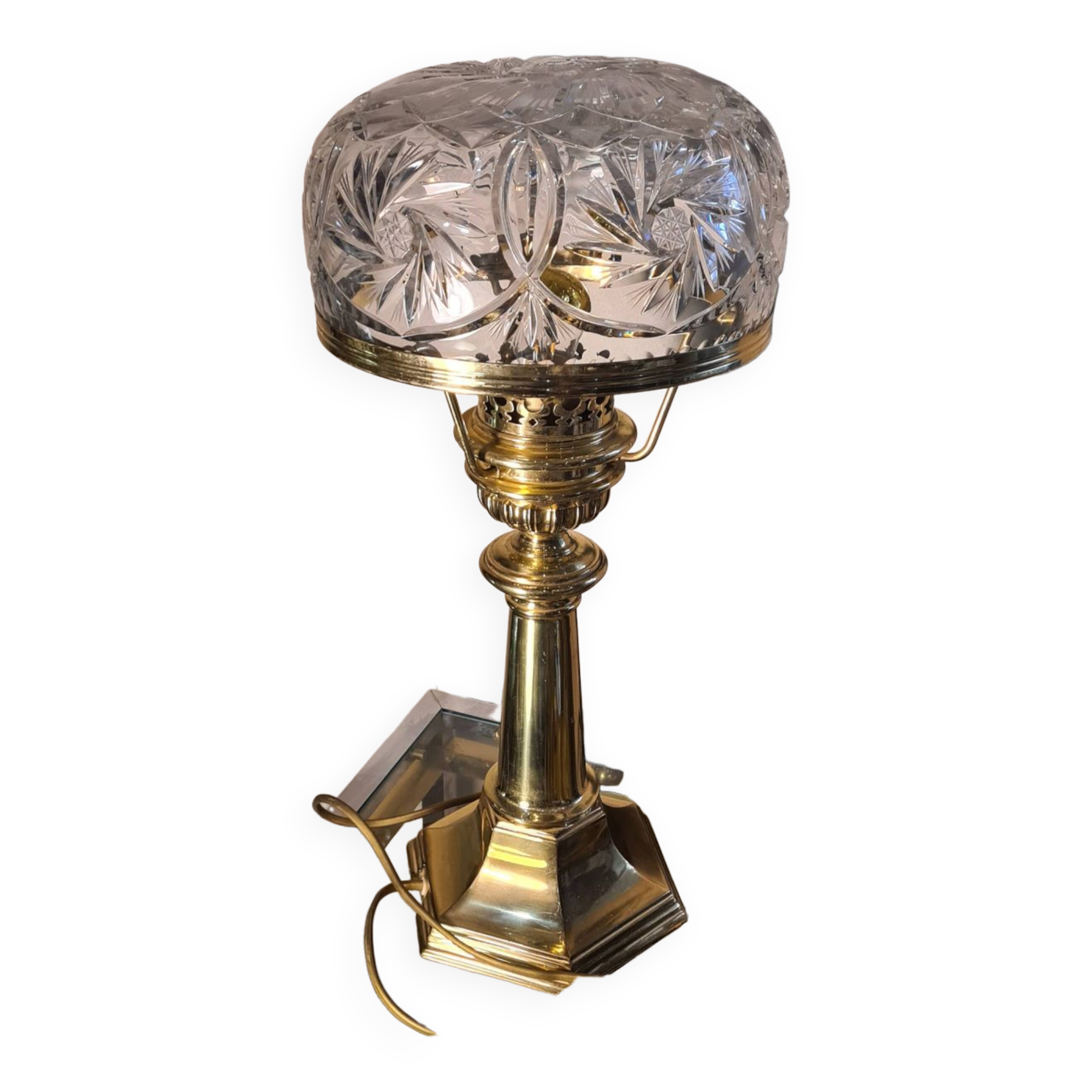 Large brass lamp with its crystal dome electricity redone in the 70s 50x22 cm
