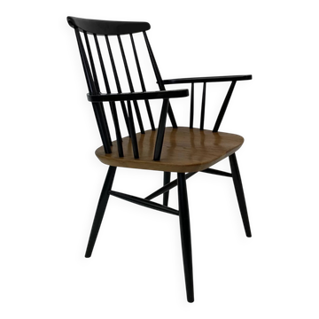 Chaise Ilmari Tapiovaara avec accoudoir, années 1960.