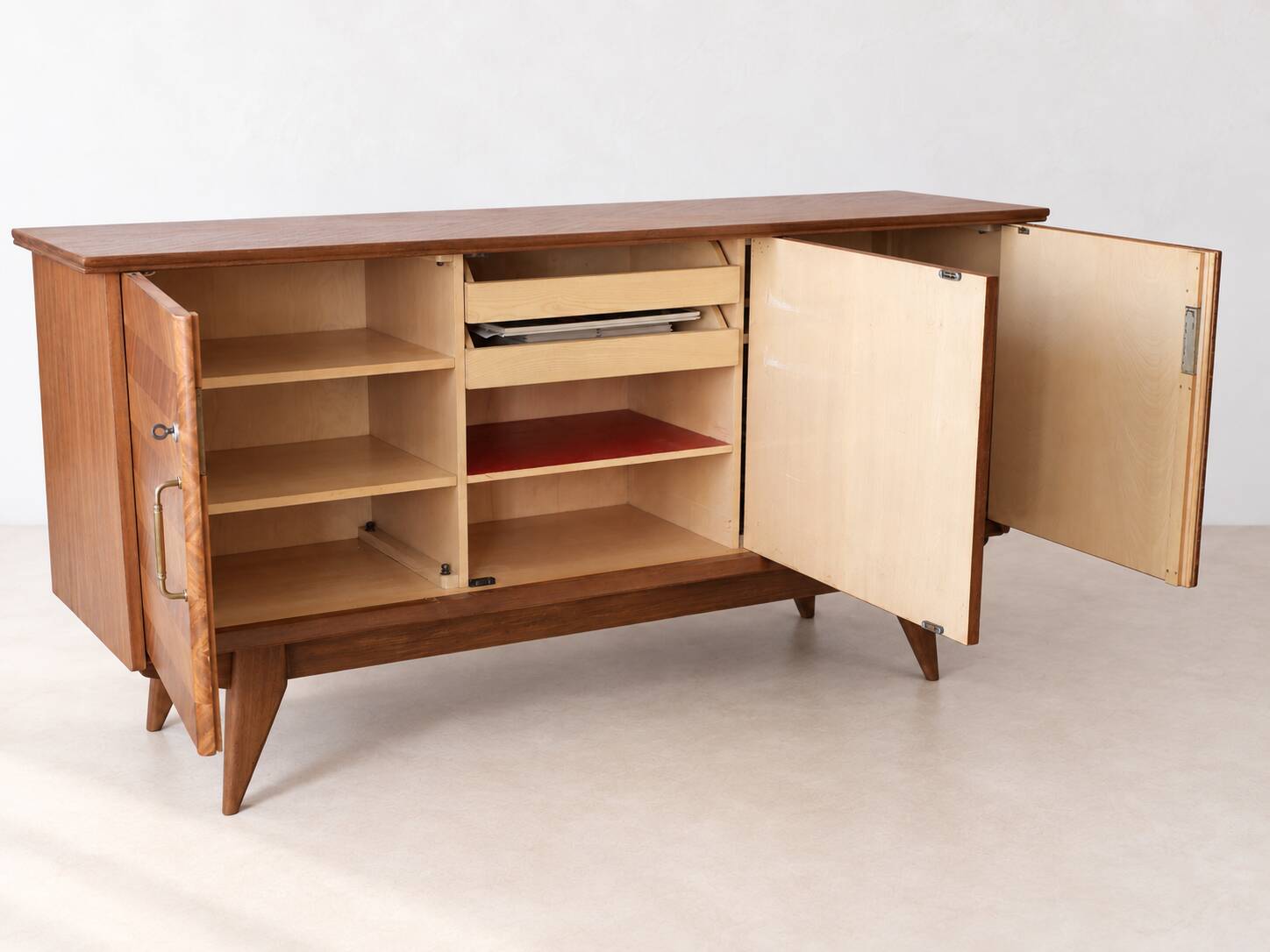 Teak enfilade with herringbone pattern from the 1950s.