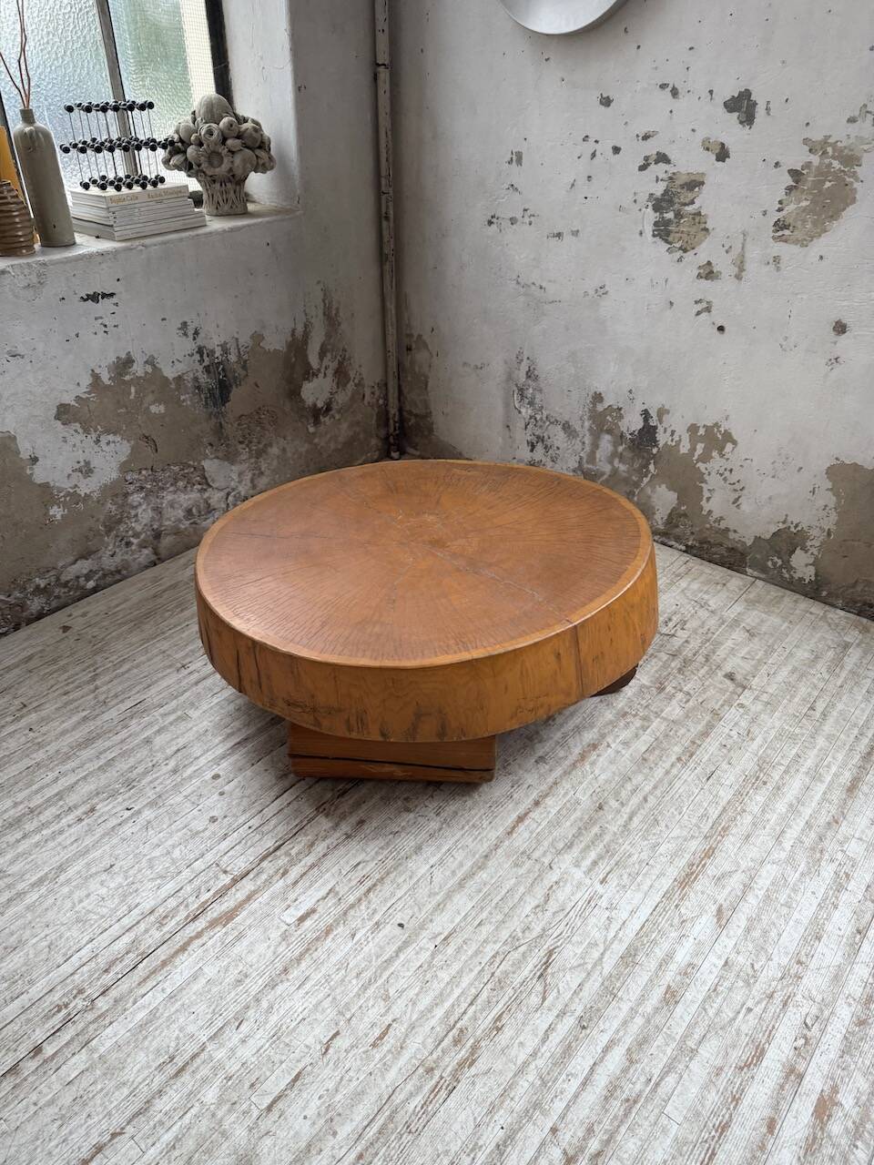 Brutalist coffee table "round log" XL
