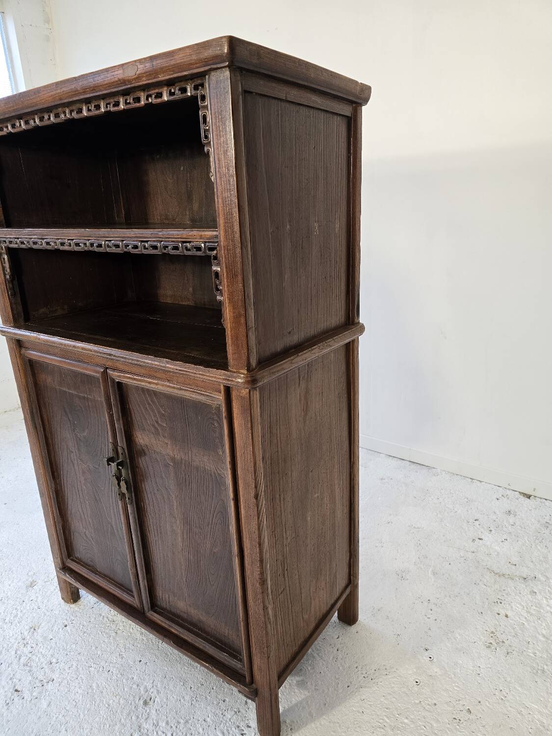 Tea cabinet or china cabinet