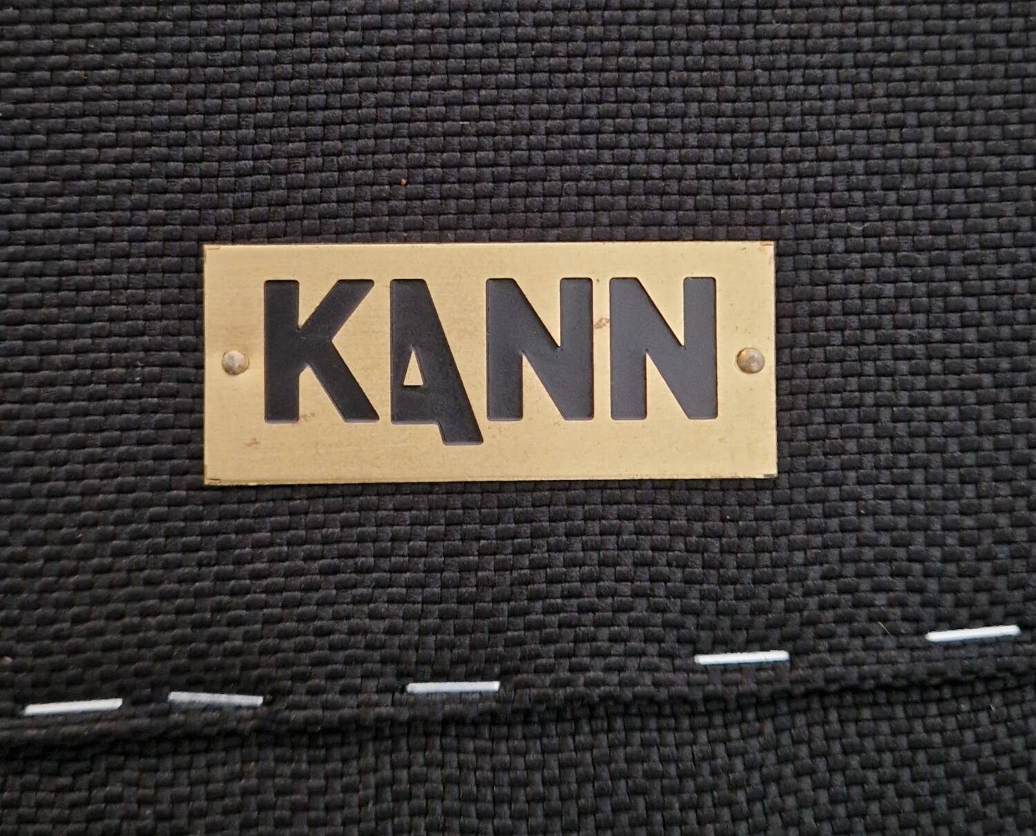 Bridge Residence Armchair - Publisher Kann - Design Jean Couvreur