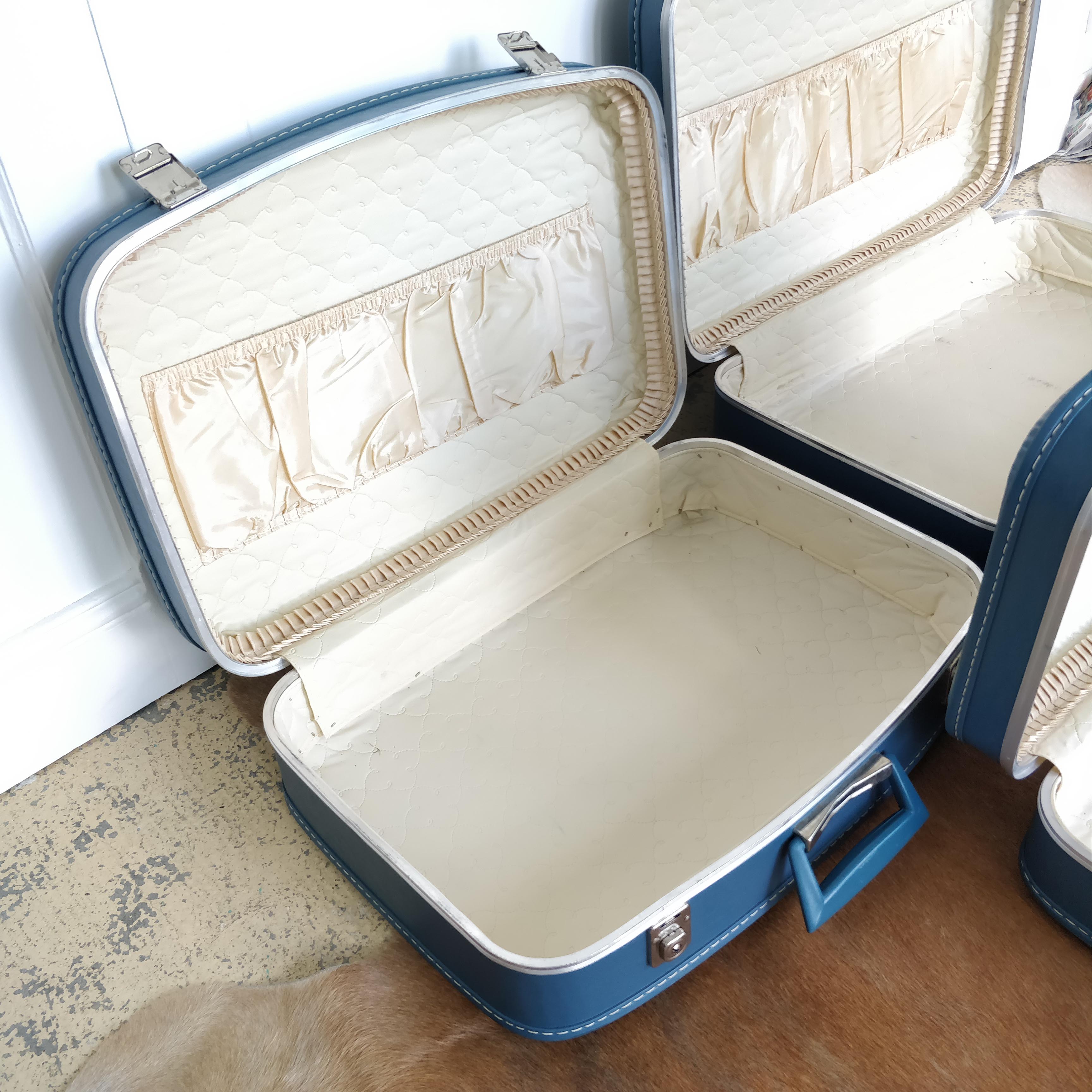 Air France suitcases 1960