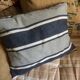 Coussin en toile à matelas ancienne