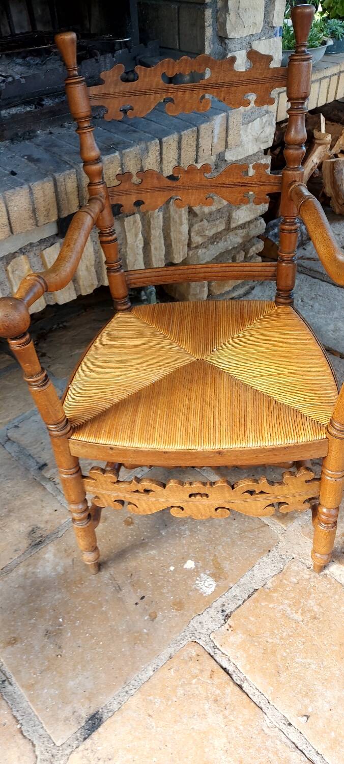 Armchair with straw seat