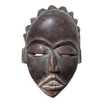 Minimalist African mask