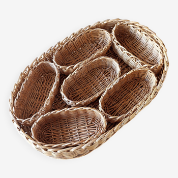 Wicker tray and 6 matching bowls.
