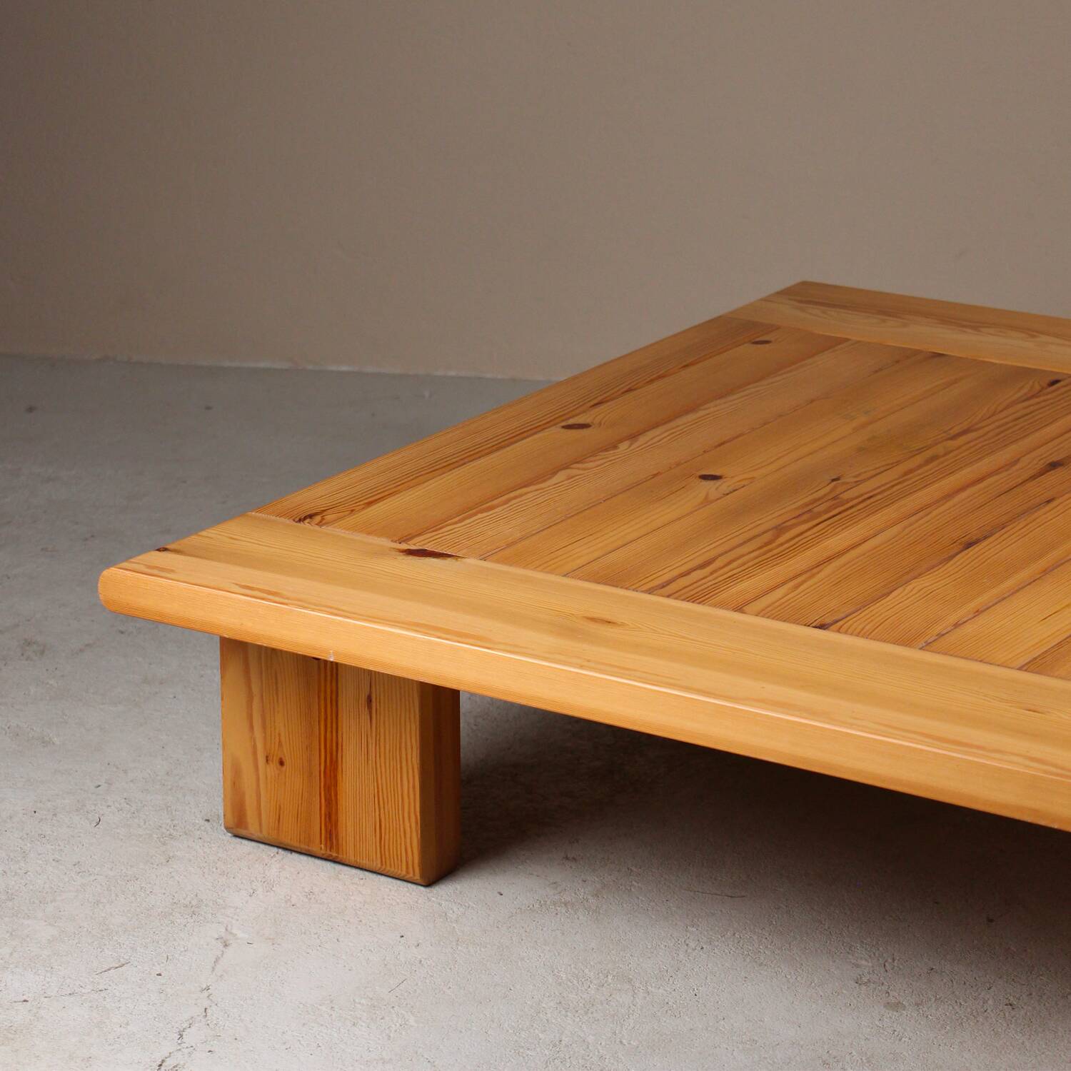 Japanese-style coffee table