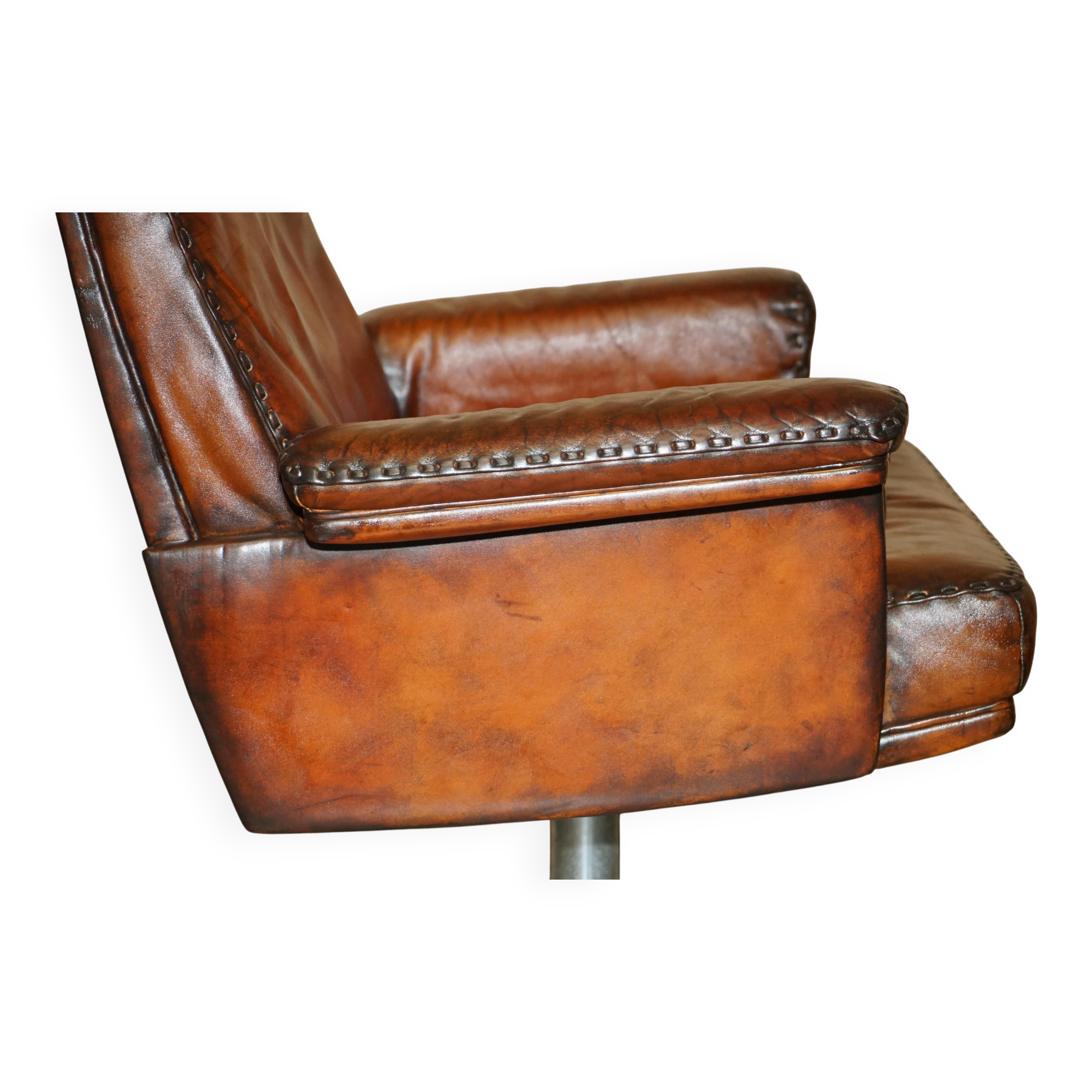 De Sede DS35 executive chair vintage leather Mid-Century Modern style