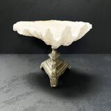 Shell-shaped trinket dish on a base