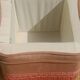 Pouf coffre en velours rose à franges, vers 1950-1960