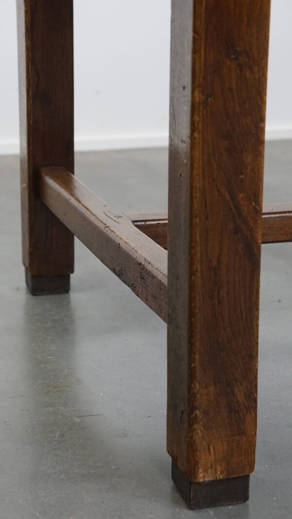 Table à manger française ancienne en bois fruitier du XVIIIe siècle
