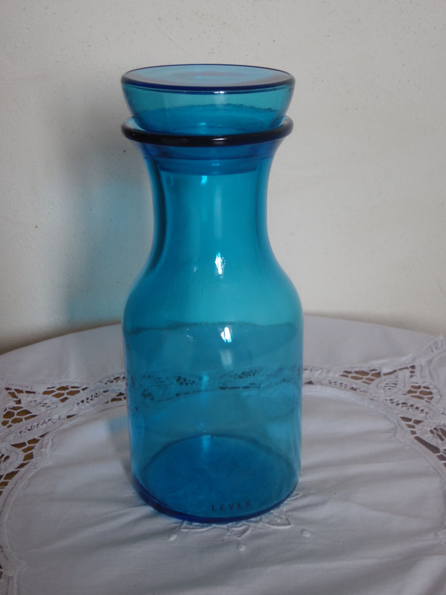 Large turquoise bottle lift 70's.