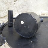 Desk lamp with pendulum