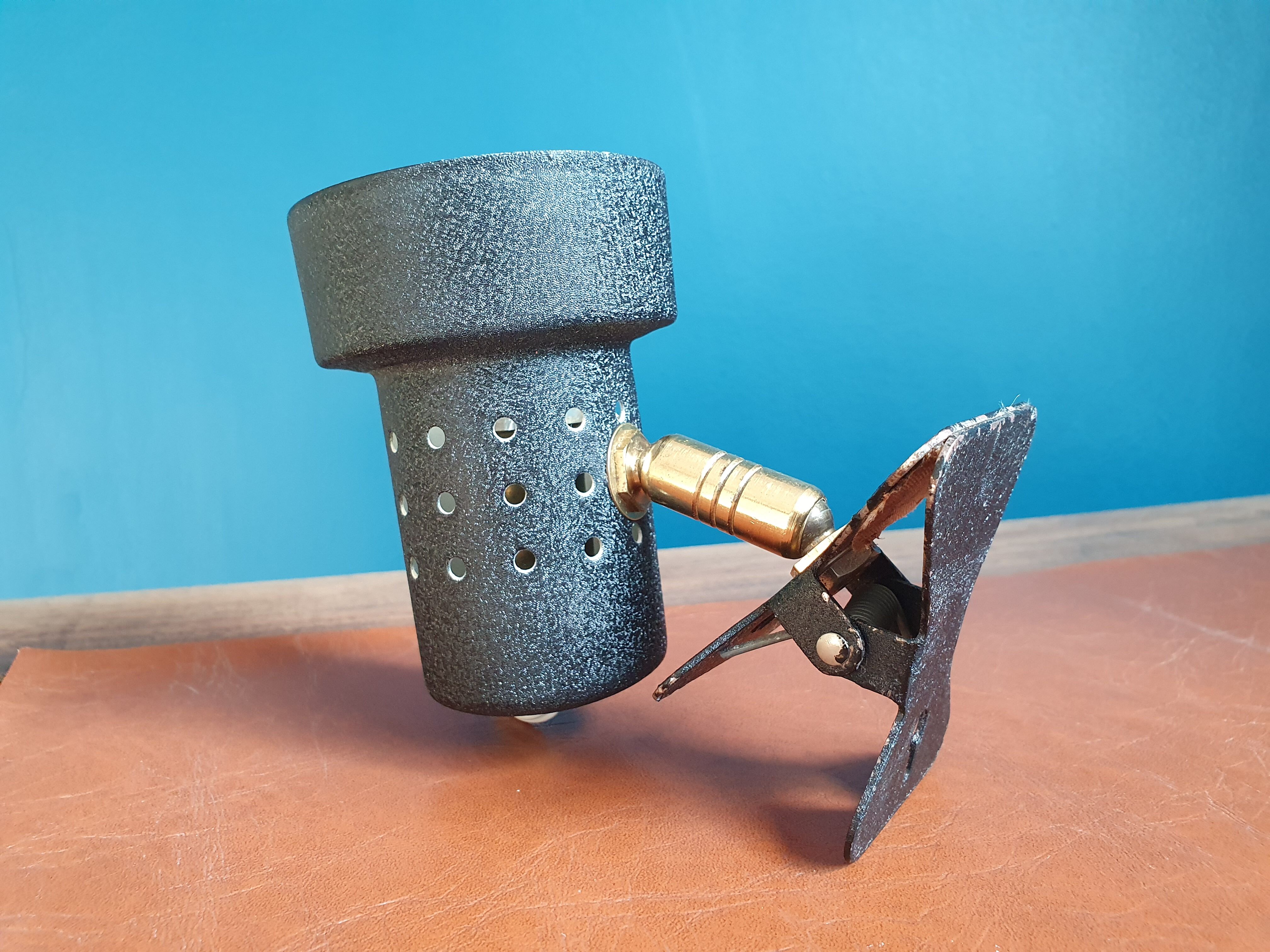 Black metal clip-on lamp articulated 70's