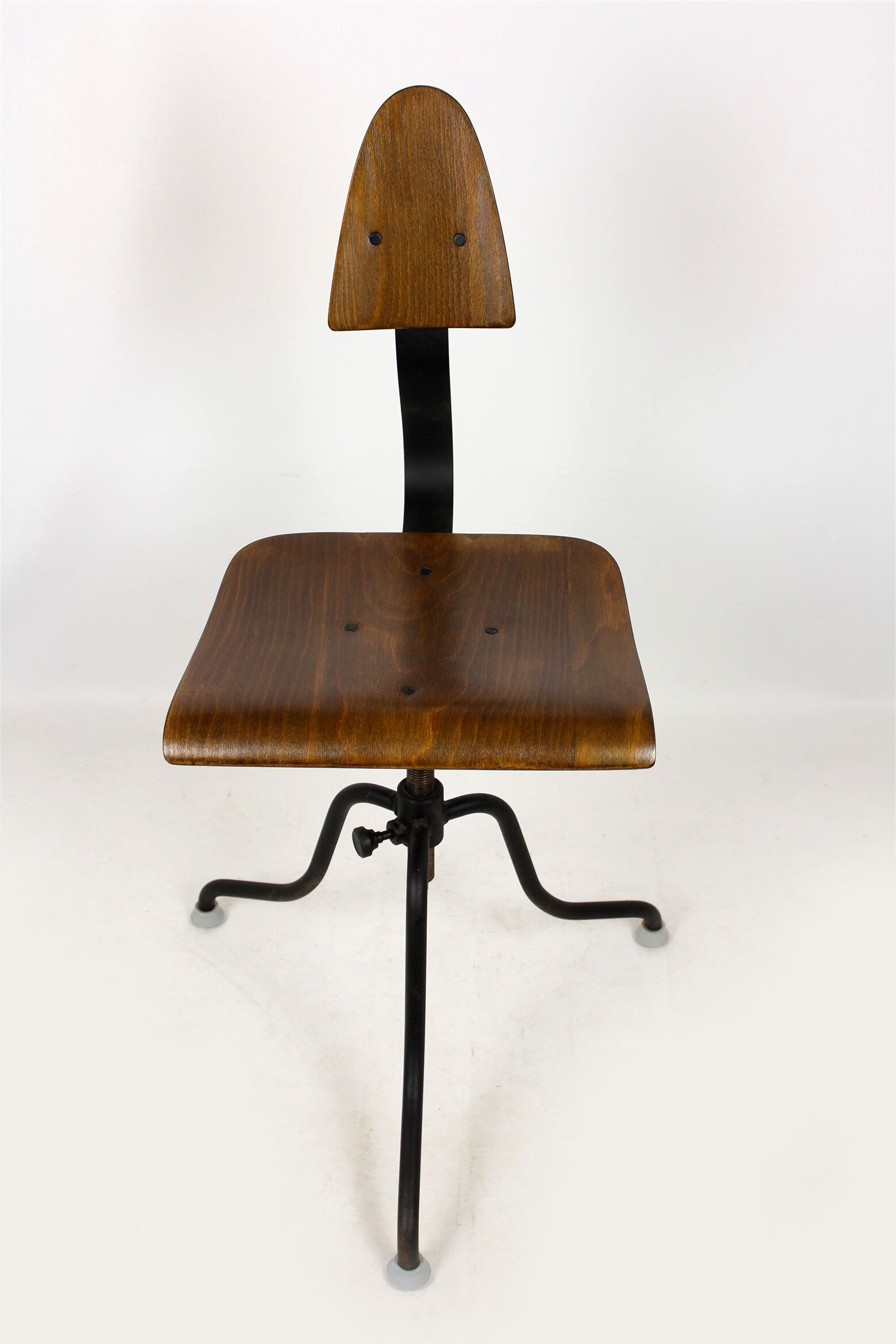 Industrial steel and wood swivel chair from Tomáš Baťa, 1940s