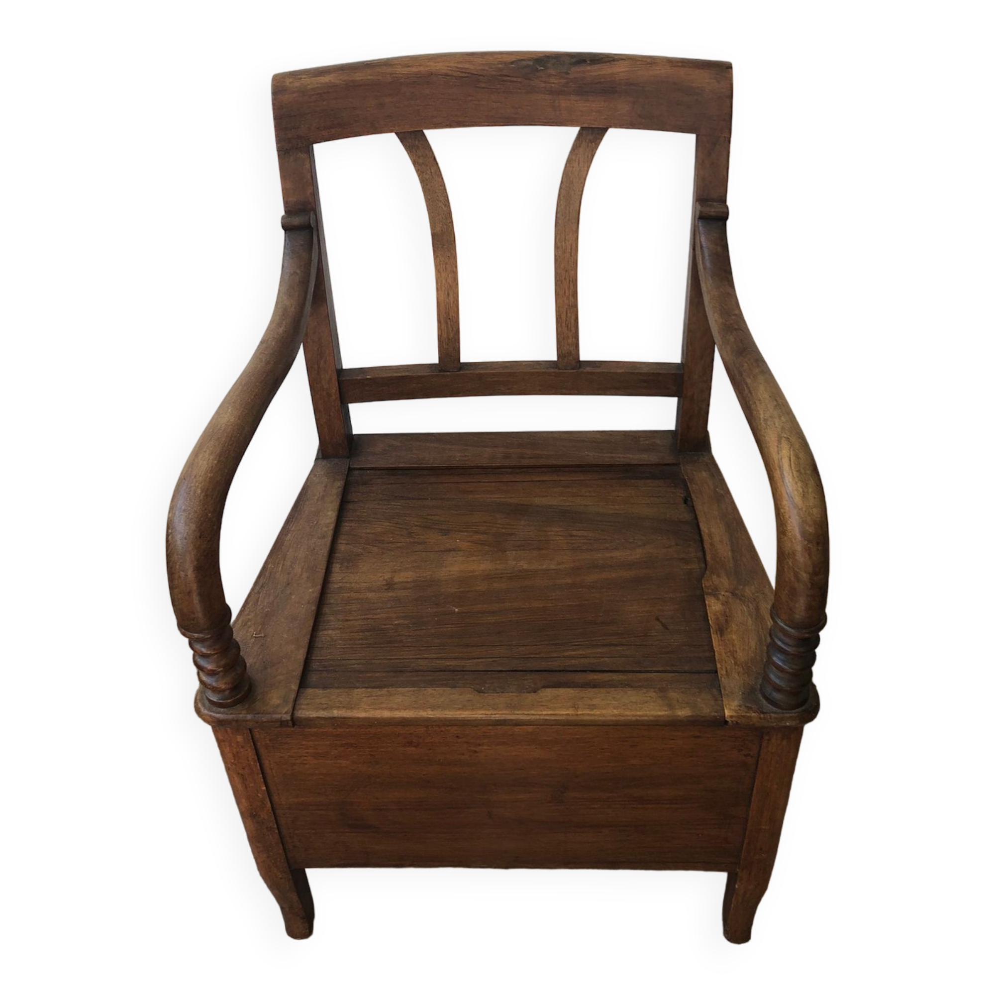 Pierced chair XIX in walnut