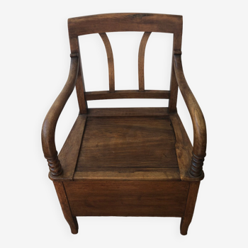 Pierced chair XIX in walnut